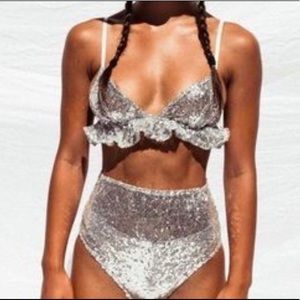 Her Pony set! Brand new aus (10) small fits size 4/6 on smaller side